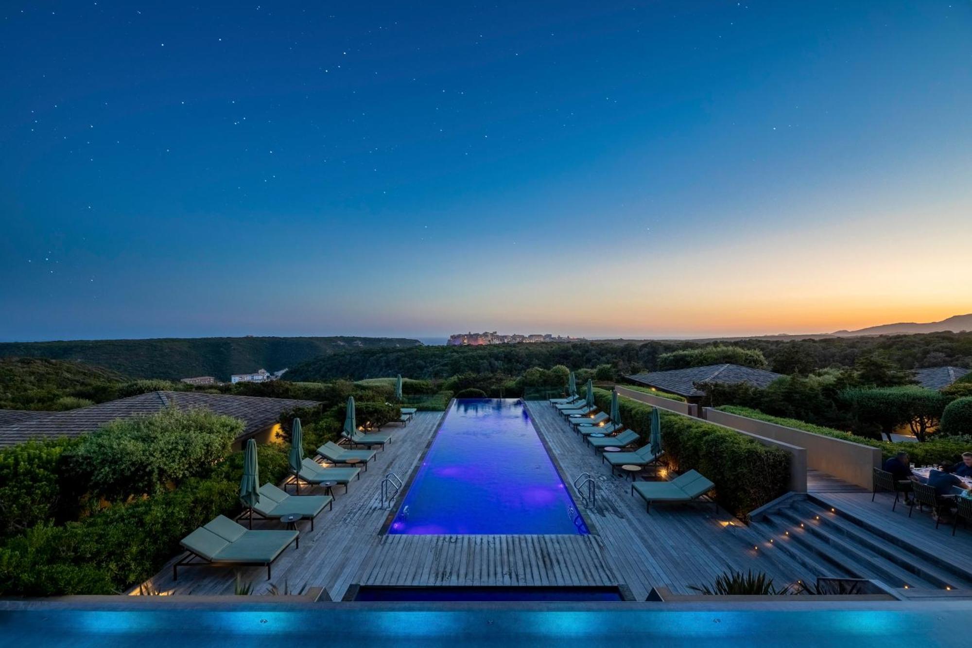 Hotel & Spa Version Maquis Citadelle Бонифачо Экстерьер фото